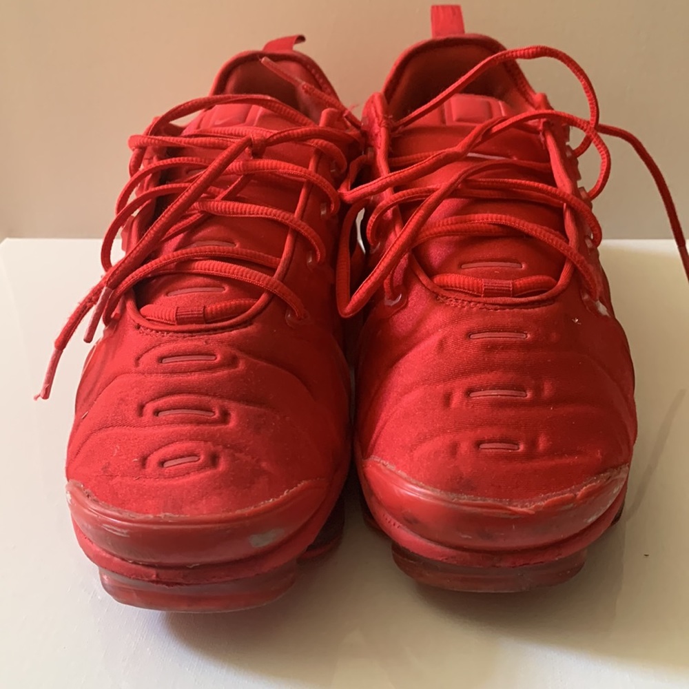 Men’s Nike VaporMax Red